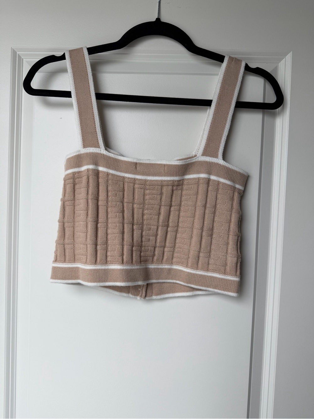 SHEIN Beige Knit Tank with White Trim - Picture 2 of 3